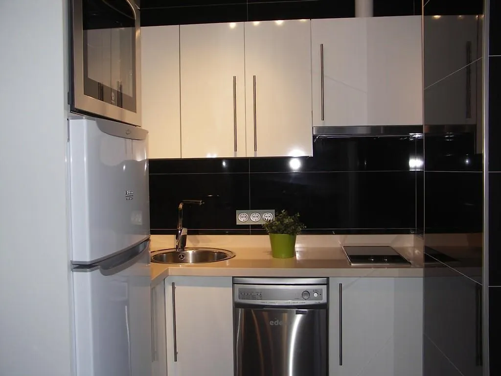 Apartamentos Plaza España Nerja